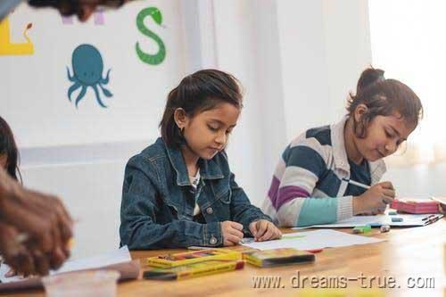 详细阅读:学生赚一天20元的小技巧(你学废了吗?) 学生赚一天20元的小技巧(你学废了吗?)